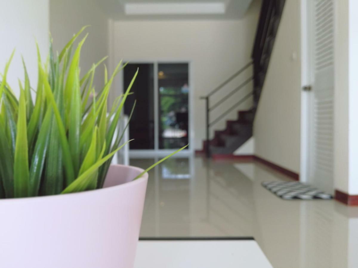 The Chill Town Home Maha Sarakham Exterior photo